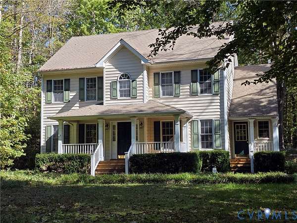 4.29 Acres of Land with Home for Sale in Sandy Hook, Virginia