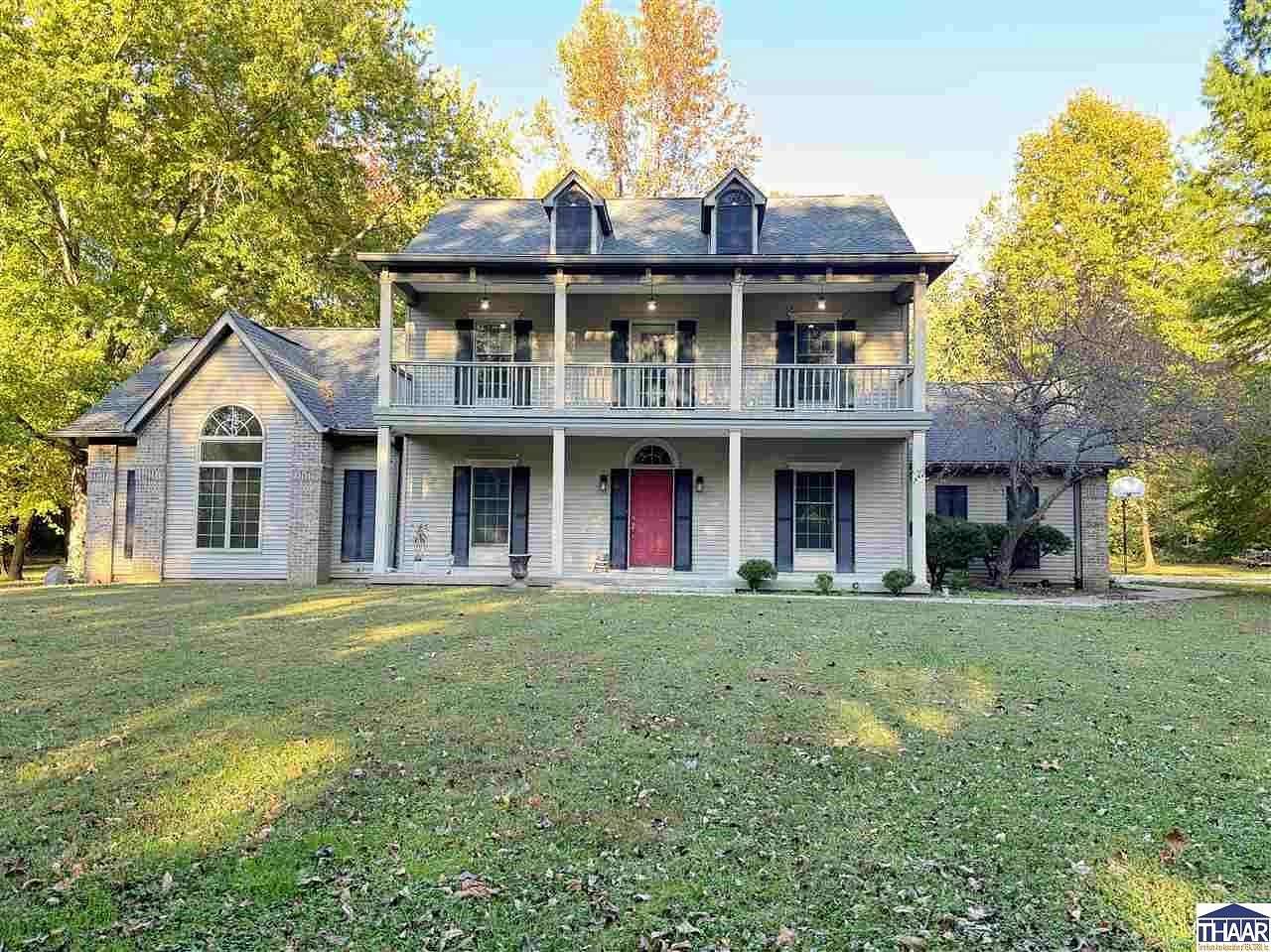 8 Acres of Land with Home for Lease in Terre Haute, Indiana