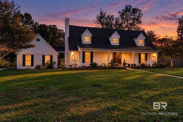 1.5 Acres of Land with Home for Sale in Monroeville, Alabama