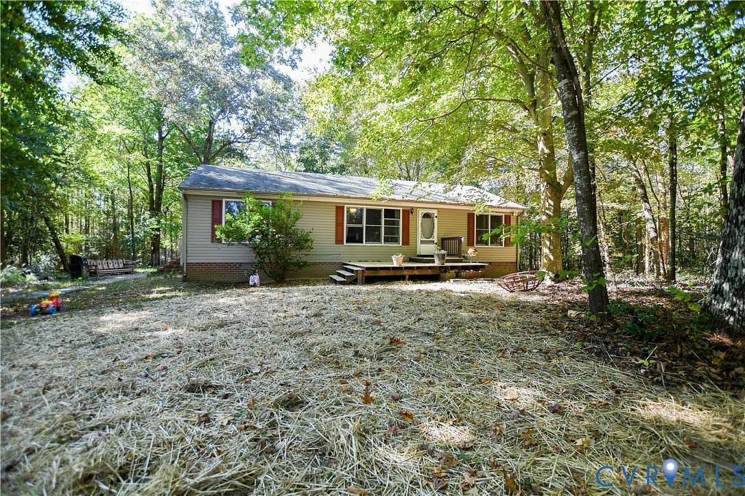 11 Acres of Land with Home for Sale in West Point, Virginia