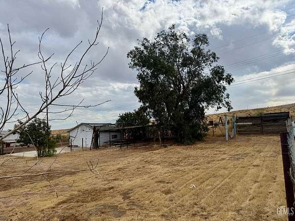 0.24 Acres of Residential Land for Sale in Taft, California