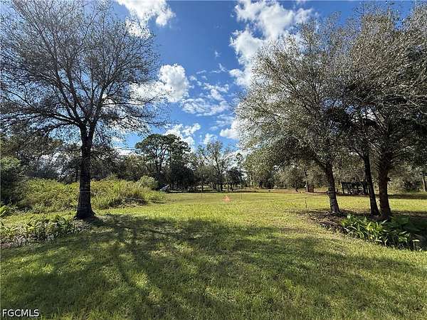 1 Acre of Residential Land for Sale in Clewiston, Florida