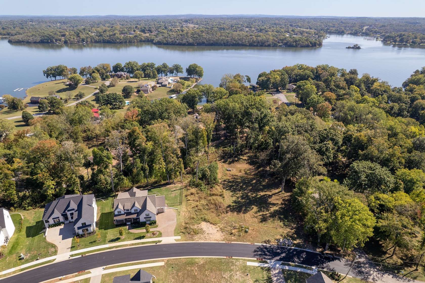 0.42 Acres of Residential Land for Sale in Hendersonville, Tennessee
