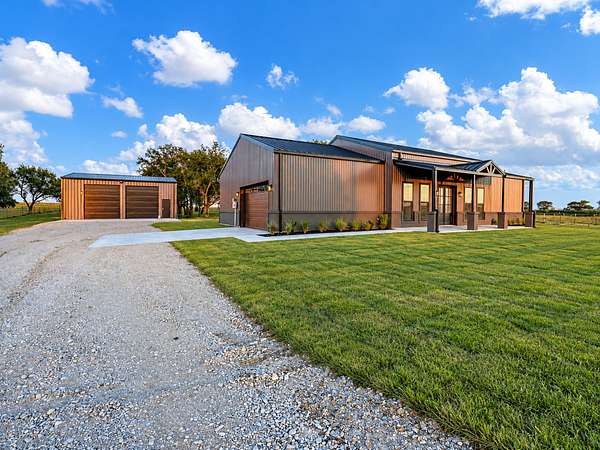 3.23 Acres of Land with Home for Sale in Waxahachie, Texas