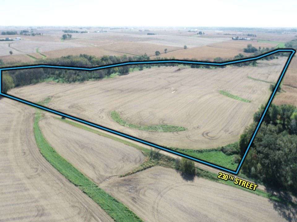 52 Acres of Land for Sale in Tipton, Iowa