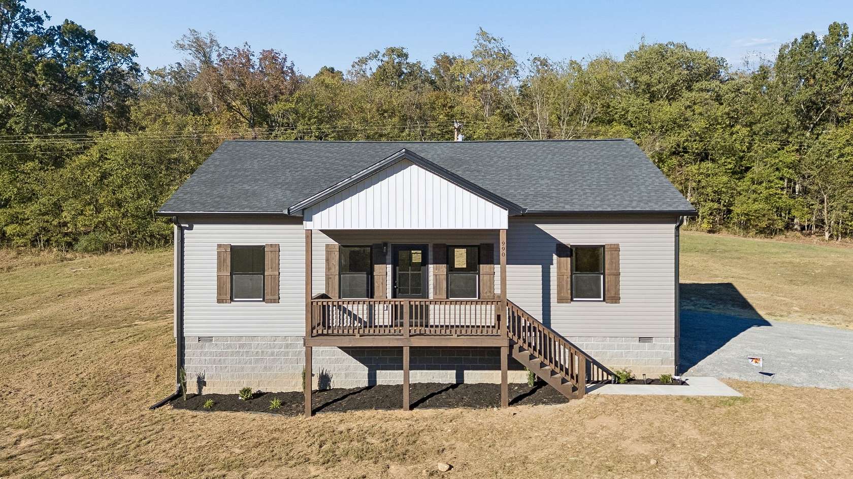 4.57 Acres of Land with Home for Sale in Pleasant Shade, Tennessee