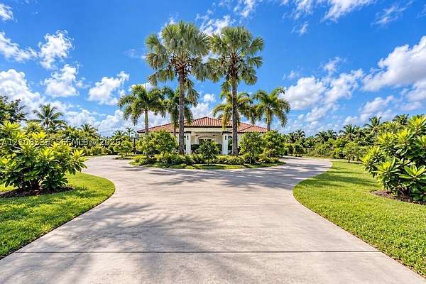 4.2 Acres of Land with Home for Sale in Homestead, Florida