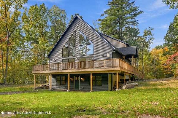 3.7 Acres of Improved Mixed-Use Land for Sale in Wallkill, New York
