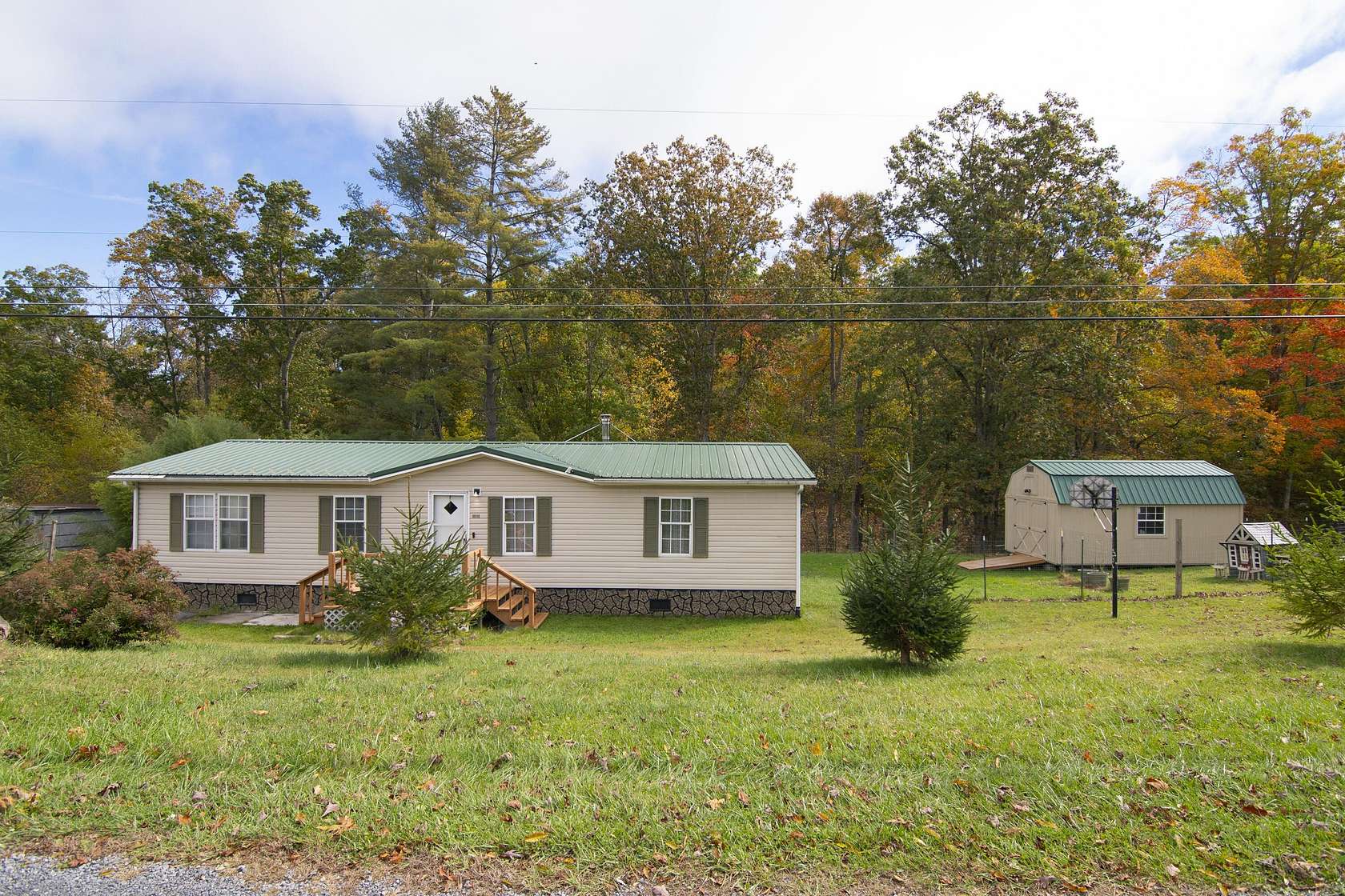 5 Acres of Land with Home for Sale in Lewisburg, West Virginia