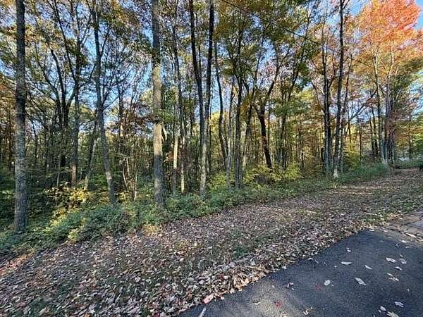1 Acre of Residential Land for Sale in Beaver, West Virginia