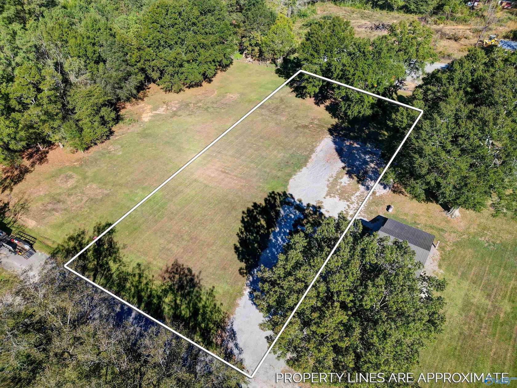0.84 Acres of Residential Land for Sale in Hartselle, Alabama