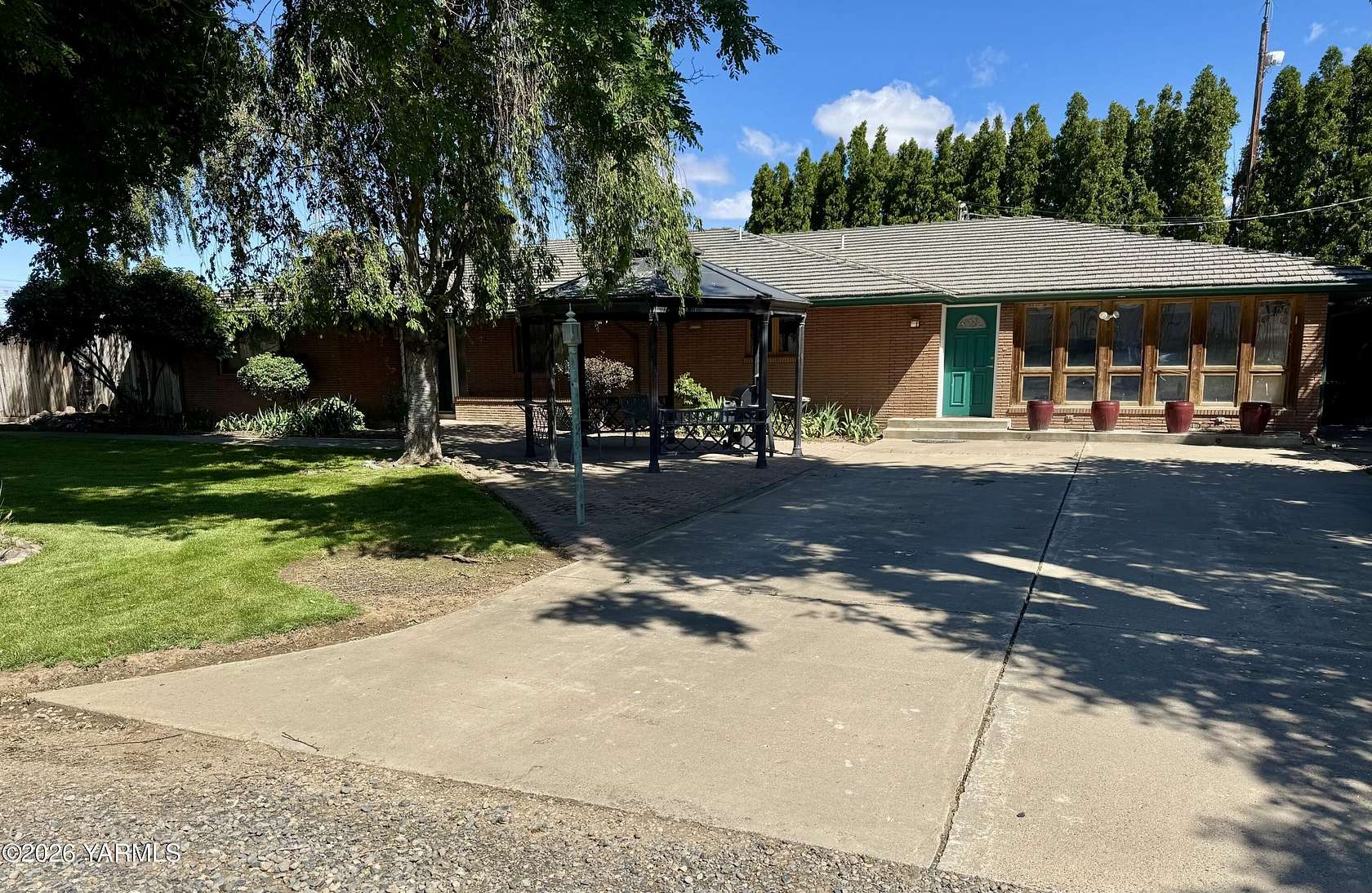 3 Acres of Land with Home for Sale in Toppenish, Washington