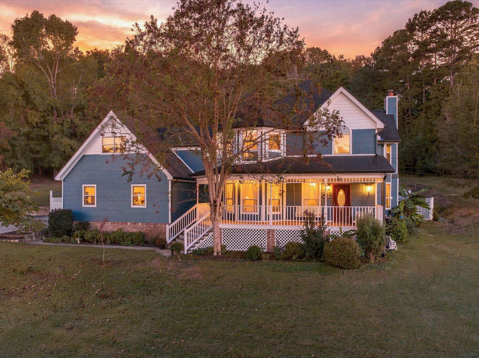 3.2 Acres of Land with Home for Sale in Soddy-Daisy, Tennessee