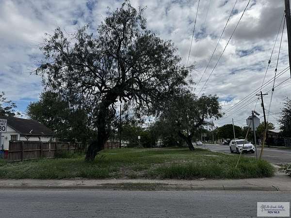 0.12 Acres of Mixed-Use Land for Sale in Brownsville, Texas