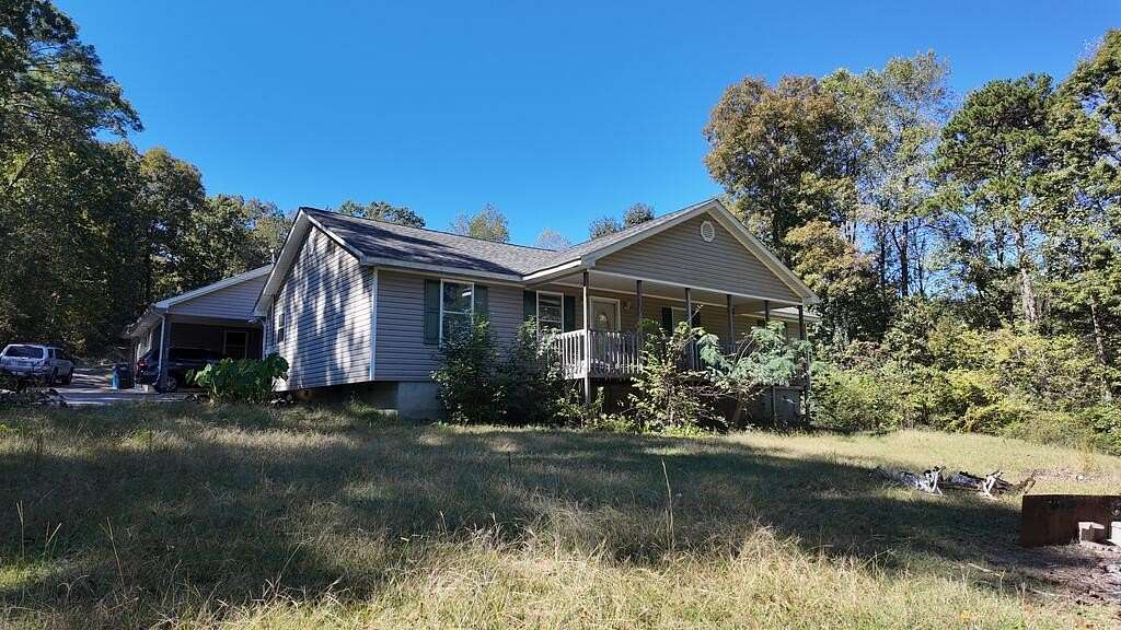 2.5 Acres of Land with Home for Sale in Tunnel Hill, Georgia