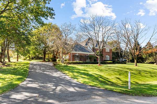 1.79 Acres of Land with Home for Sale in Long Grove, Illinois
