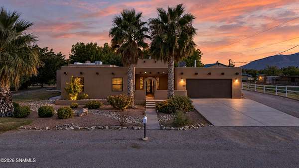 1.5 Acres of Improved Mixed-Use Land for Sale in Las Cruces, New Mexico