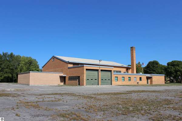 3.85 Acres of Improved Commercial Land for Lease in Cheboygan, Michigan