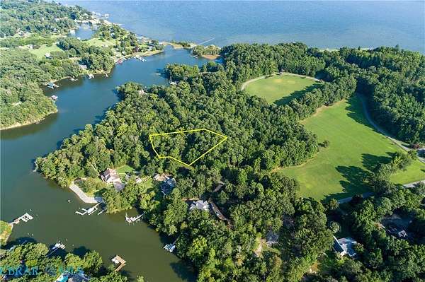 1.5 Acres of Residential Land for Sale in Middlesex, Virginia