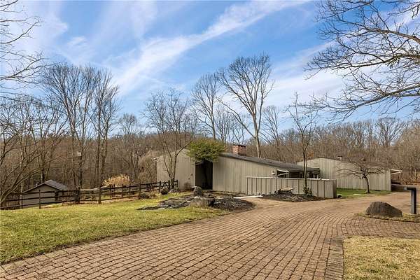3.7 Acres of Land with Home for Sale in Fox Chapel, Pennsylvania