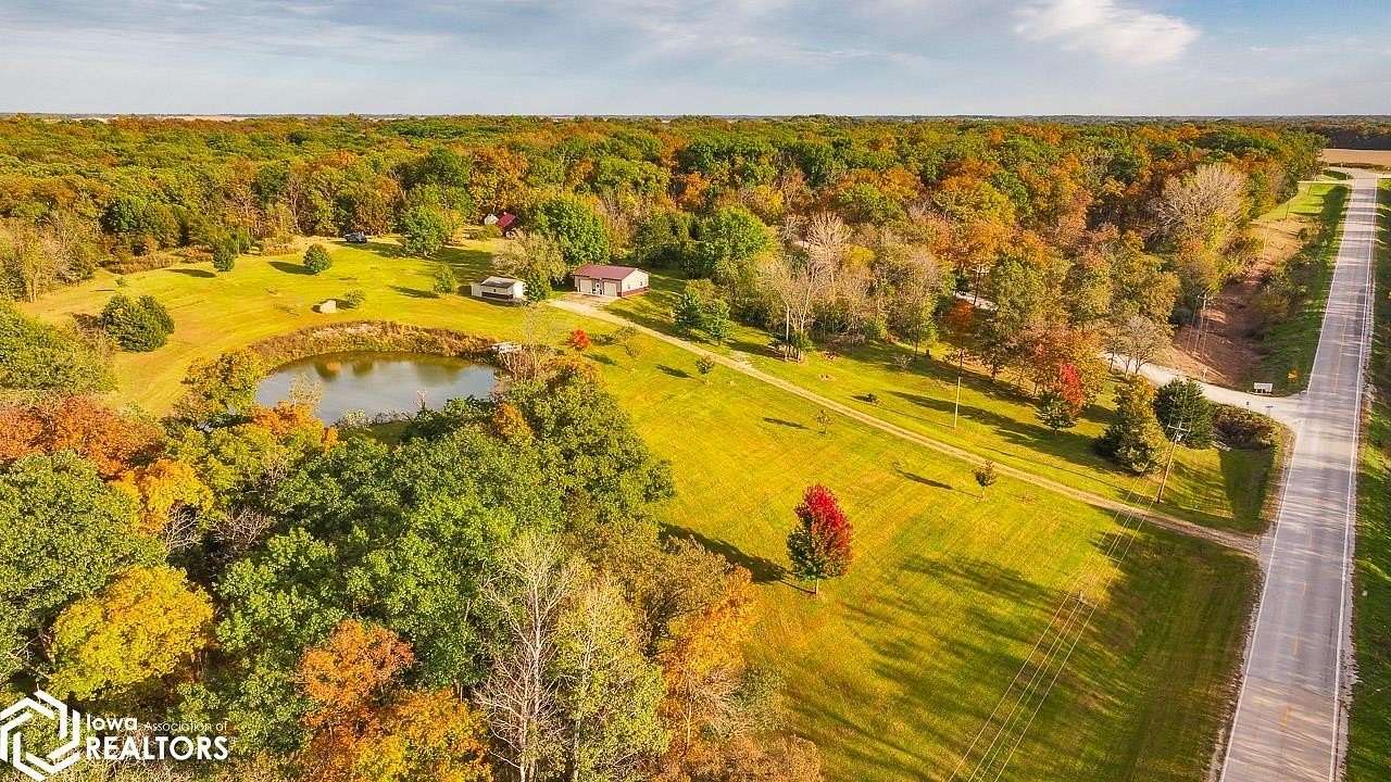 15 Acres of Land for Sale in Fairfield, Iowa
