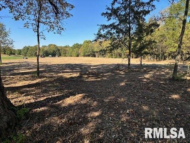 6 Acres of Residential Land for Sale in Waverly, Illinois