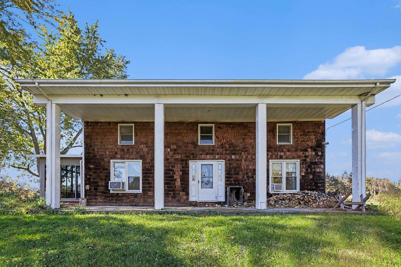 117 Acres of Land with Home for Sale in Marshall, Michigan