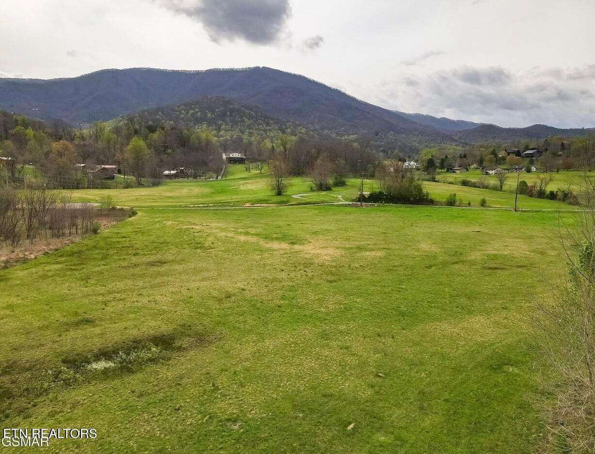 9.83 Acres of Agricultural Land for Sale in Sevierville, Tennessee