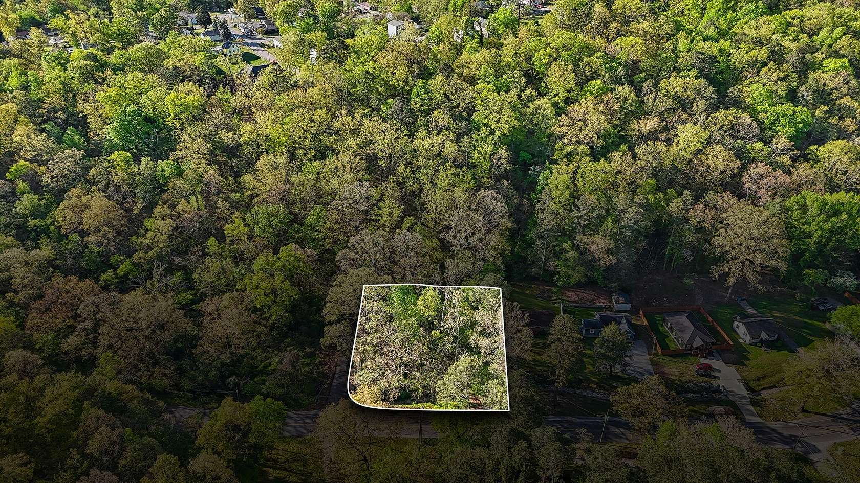 0.44 Acres of Mixed-Use Land for Sale in Chattanooga, Tennessee