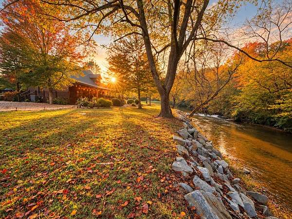 4.82 Acres of Land with Home for Sale in Blue Ridge, Georgia