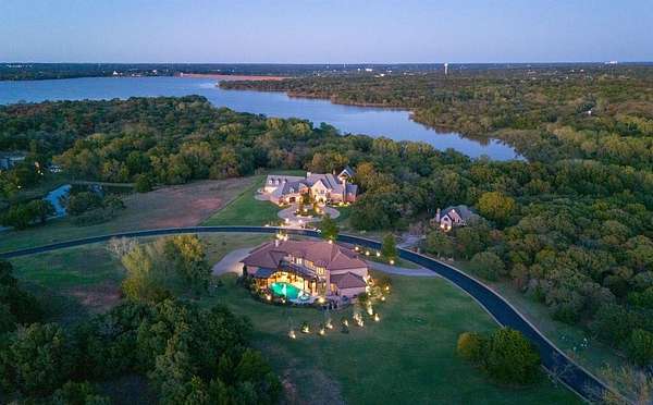 2.27 Acres of Land with Home for Sale in Jones, Oklahoma