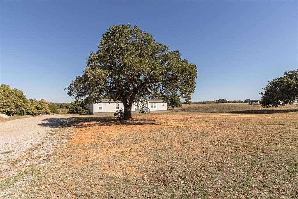3 Acres of Land with Home for Sale in Lindsay, Oklahoma