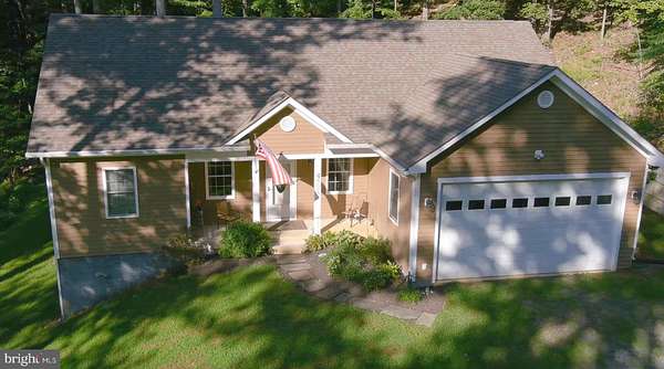 3 Acres of Land with Home for Lease in The Plains, Virginia