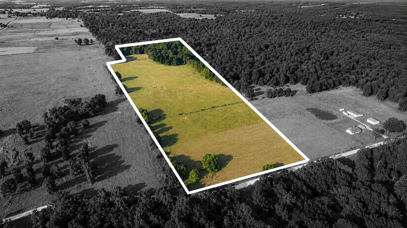 29.9 Acres of Recreational & Residential Land for Sale in Wheatland, Missouri