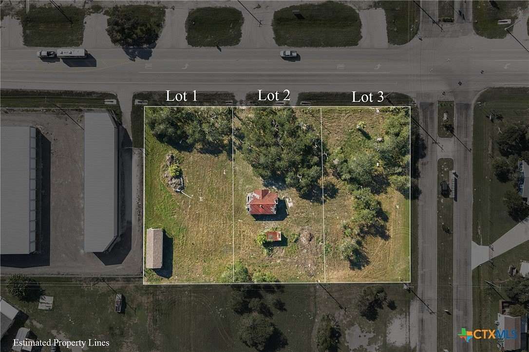 1.35 Acres of Commercial Land for Sale in Rockport, Texas
