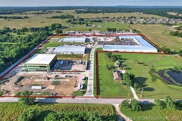 4 Acres of Improved Mixed-Use Land for Sale in Broken Arrow, Oklahoma