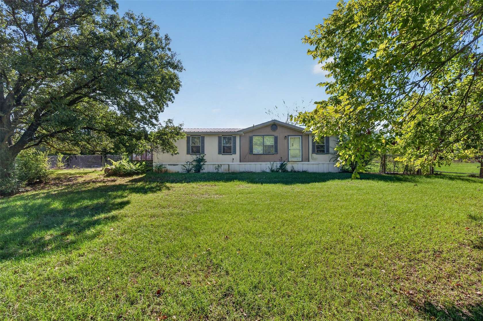 1.5 Acres of Land with Home for Sale in Cleburne, Texas