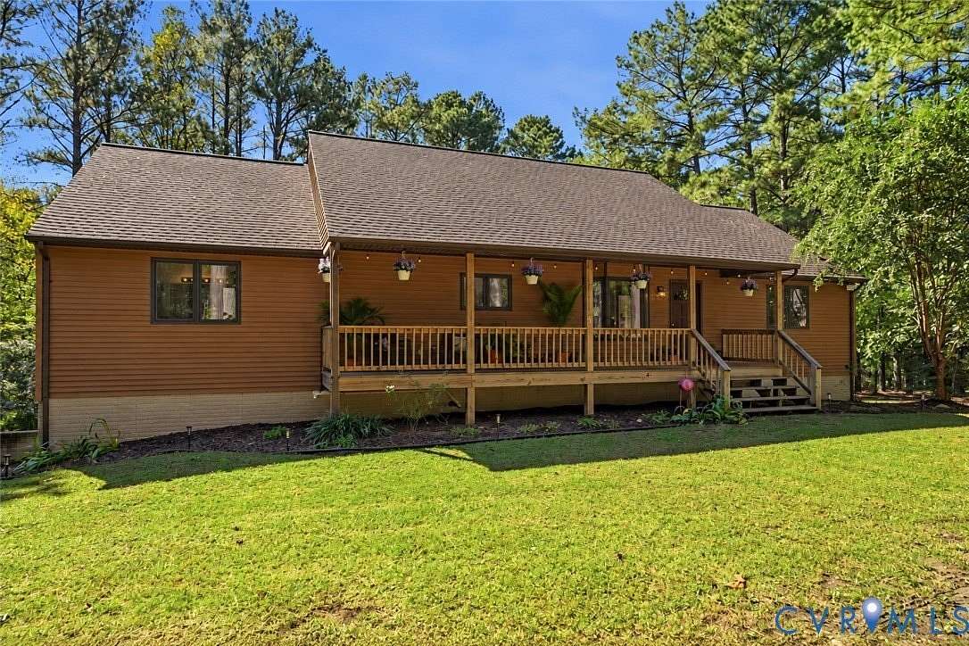 10 Acres of Land with Home for Sale in Rockville, Virginia
