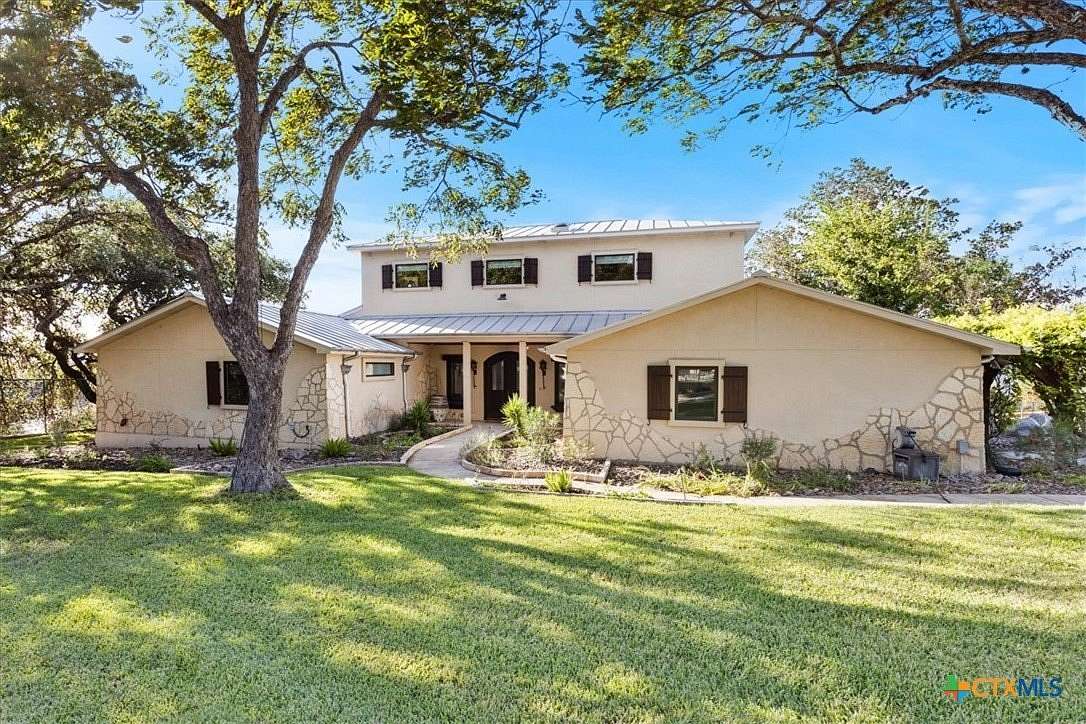 4.5 Acres of Land with Home for Sale in Canyon Lake, Texas