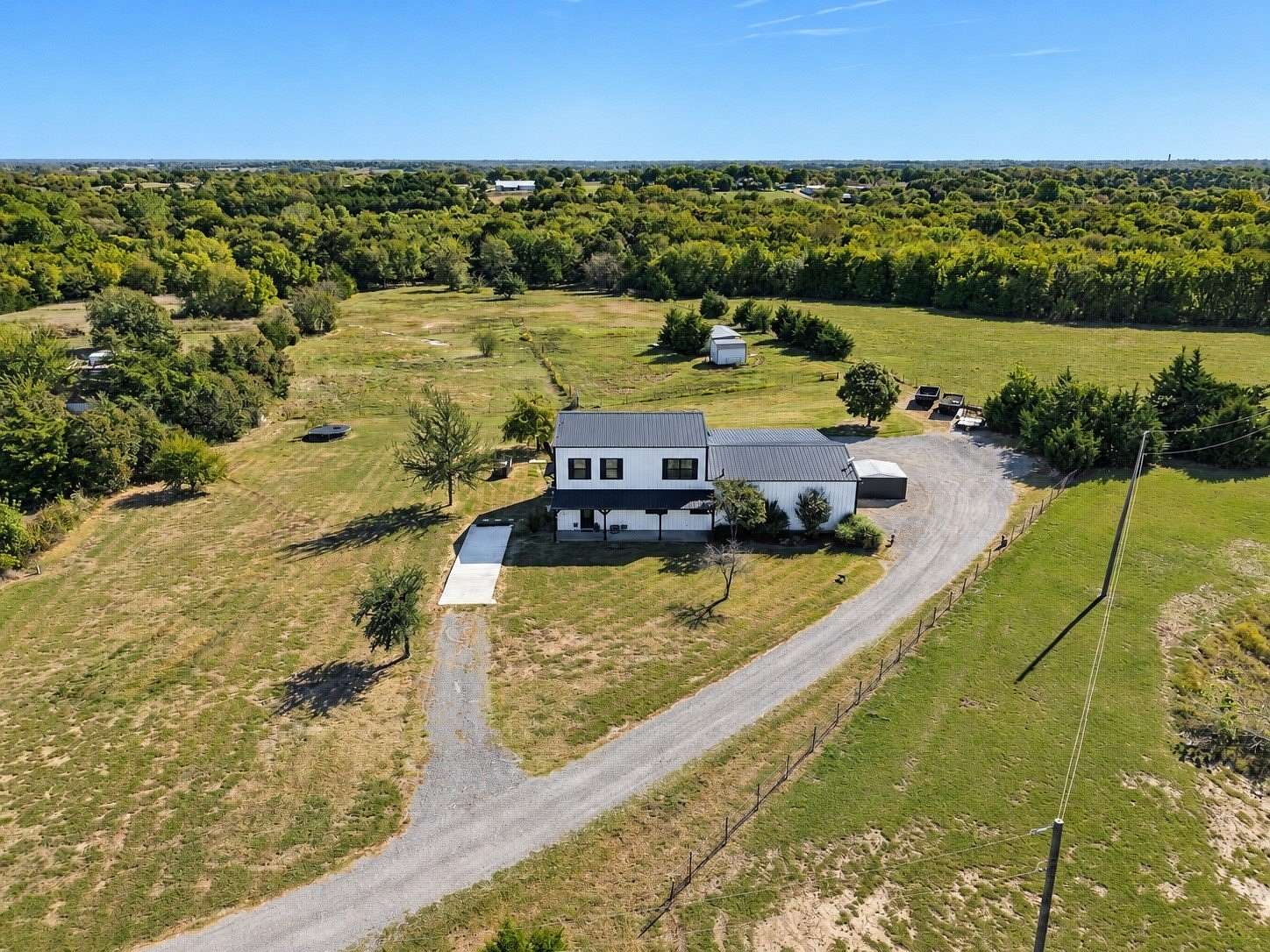 6.22 Acres of Land with Home for Sale in Trenton, Texas