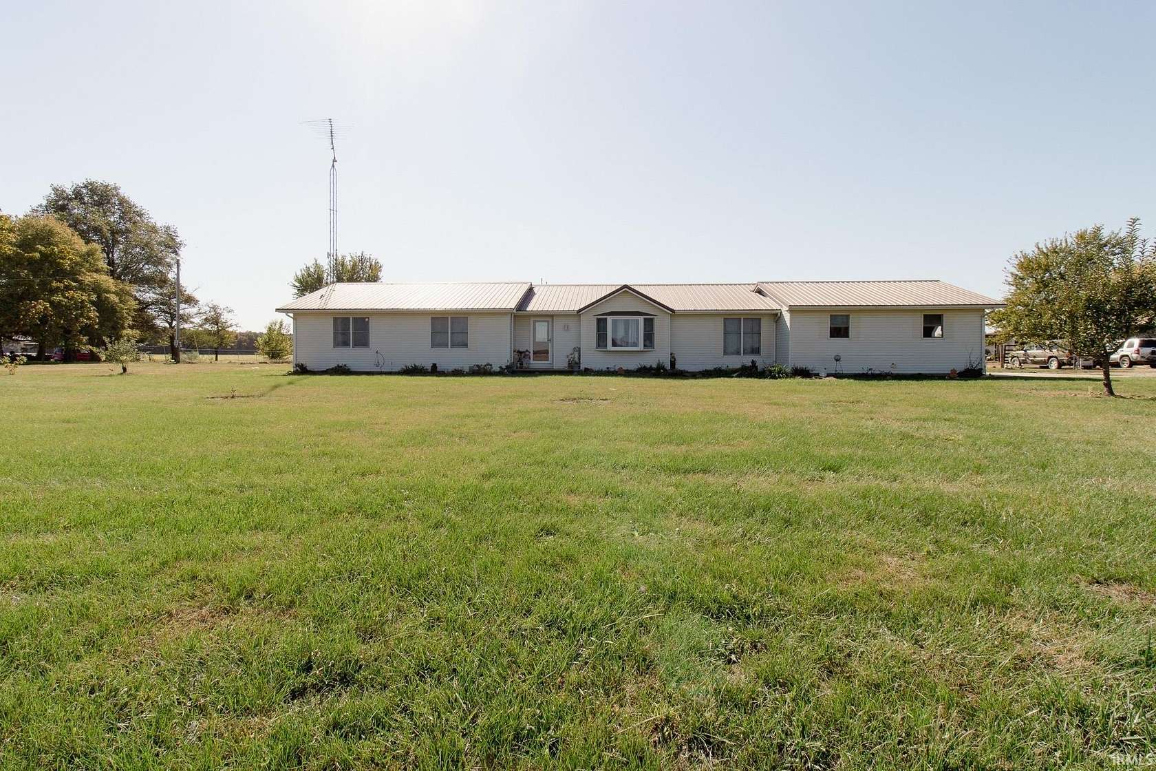 10 Acres of Land with Home for Sale in Calhoun, Illinois