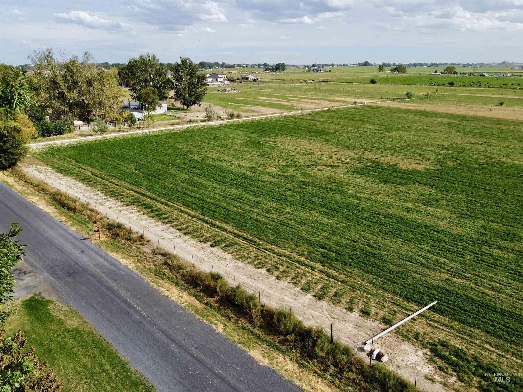 5 Acres of Residential Land for Sale in Buhl, Idaho