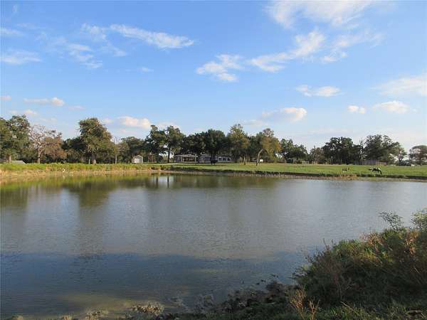118 Acres of Improved Land for Sale in Marlin, Texas