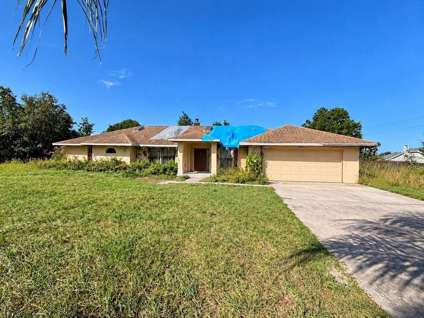 16 Acres of Land with Home for Sale in Weirsdale, Florida