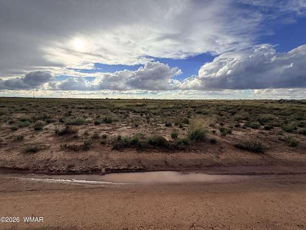 2.24 Acres of Residential Land for Sale in Holbrook, Arizona