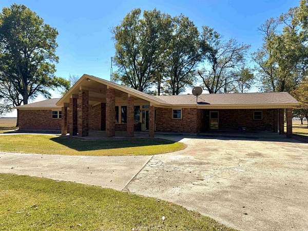 4.65 Acres of Land with Home for Sale in Lake Village, Arkansas