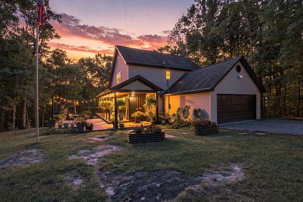 6.28 Acres of Land with Home for Sale in South Pittsburg, Tennessee