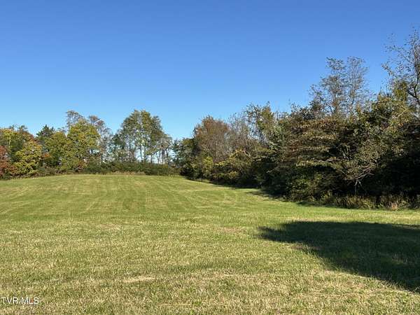 7.5 Acres of Land for Sale in Greeneville, Tennessee