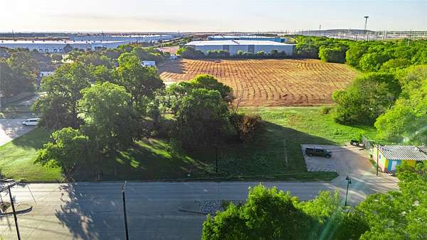 0.45 Acres of Commercial Land for Sale in Wilmer, Texas
