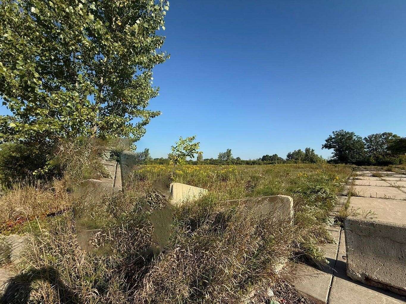 1.49 Acres of Residential Land for Sale in Milwaukee, Wisconsin